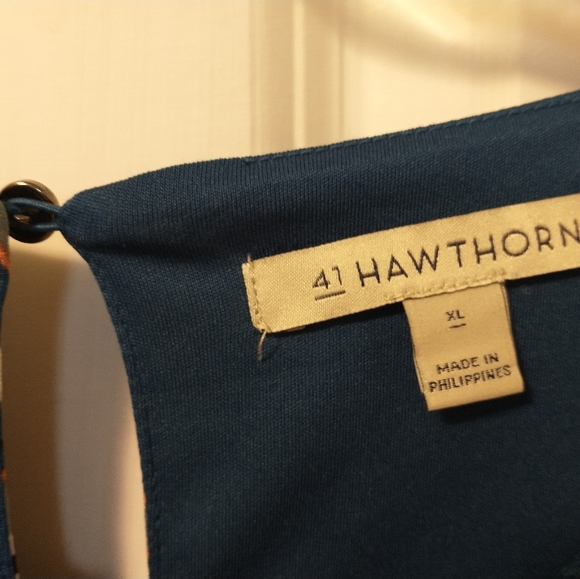 41 Hawthorn Women's Blouse Size XL bold print long sleeves - Picture 3 of 7